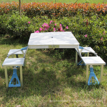 Table pliante avec 4 chaises pliantes Camping en aluminium ajustable en hauteur avec trou pour parasol